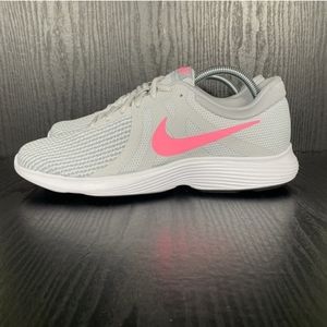 NIKE Revolution 4 Sneakers